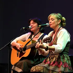 Still Folk convida Renata Iacovino